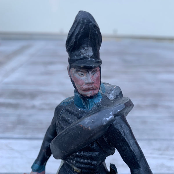 Große alte Zinnfigur Infanterist in alter Uniform bis 1887