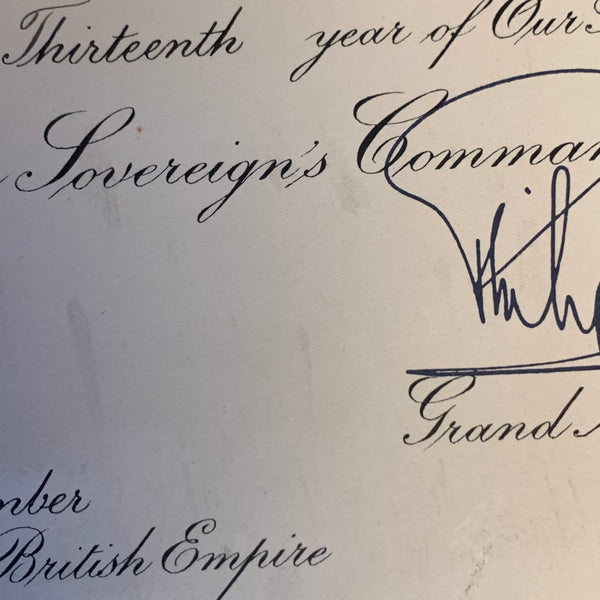 Original Ehrenauszeichnung von Queen Elisabeth II