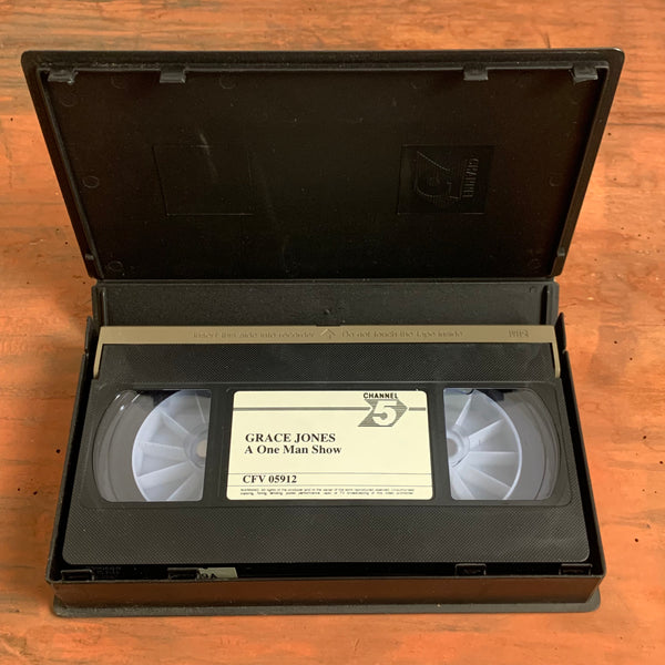 VHS Video Kassette Grace Jones A One Man Show