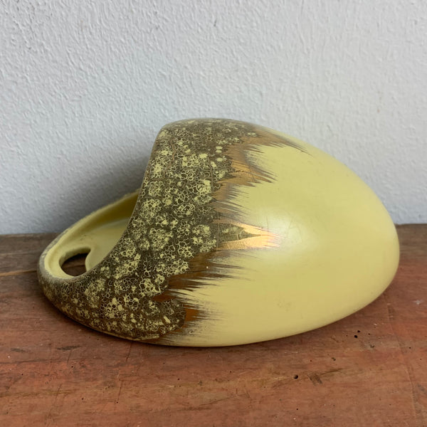 Mid Century Keramik Wand Vase 3928