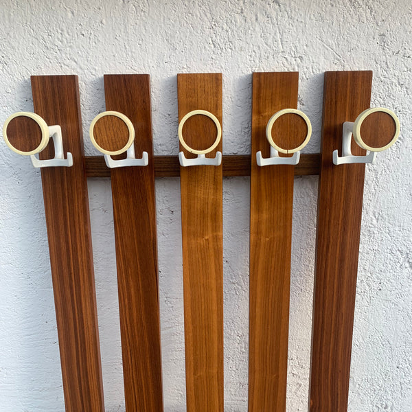Mid Century Teakholz Garderobe