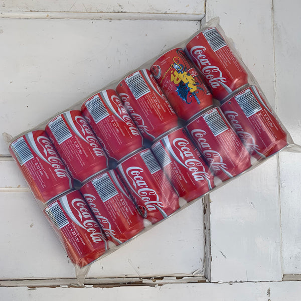 Coca Cola Dosen eingeschweißte Schaupackung