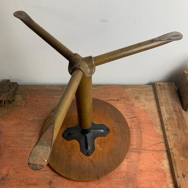 Industrieller Drehhocker