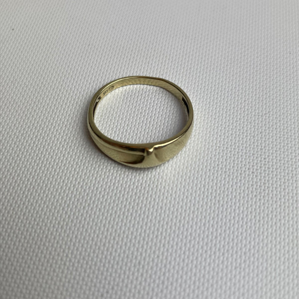 Klassischer Goldring von CNP