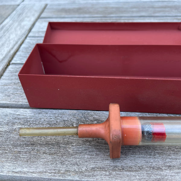 Alter Frostschutzprüfer Pipette in Metallbox