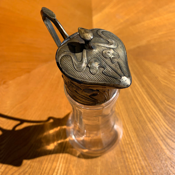 Jugendstil Glas Karaffe mit versilberter Montierung
