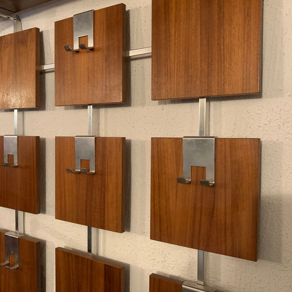 Mid Century Teakholz Garderobe