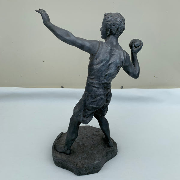 Zinkguss Figur Kugelstoßer von O. Ruffony