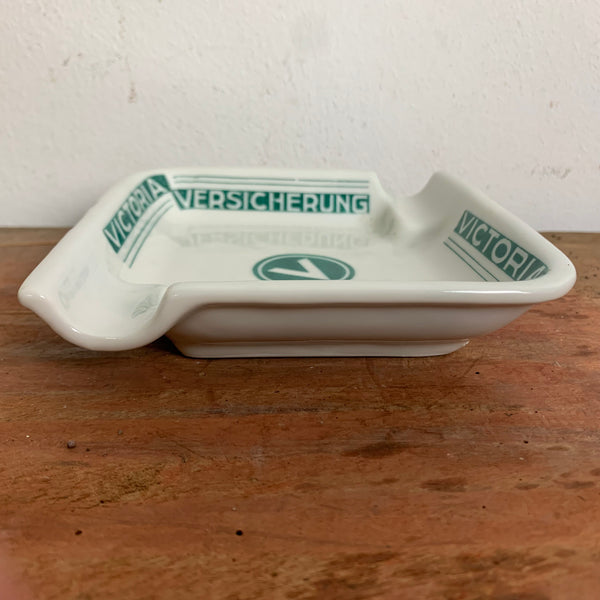 Vintage Porzellan Aschenbecher Victoria Versicherung