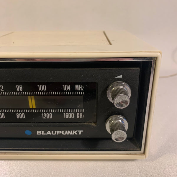 Klappzahlenwecker Radio Digita 24 der Marke Blaupunkt