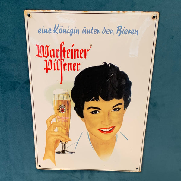 Emailleschild der Brauerei Warsteiner