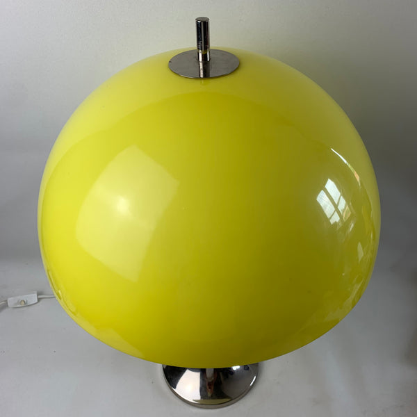 Gelbe Tischlampe von Frank Bentler für Wila