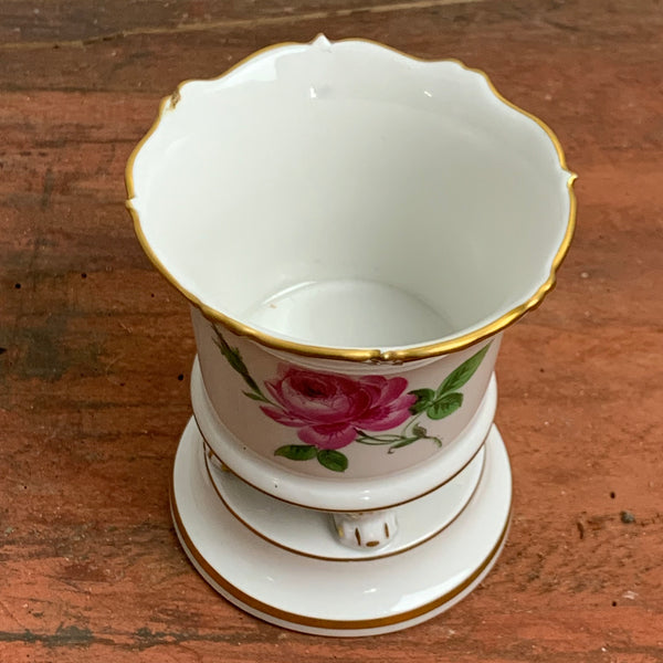 Meissen Vase auf Sockel Rosenmotiv