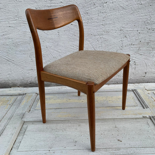 Dänisches Design Stuhl von Johannes Andersen für Uldum