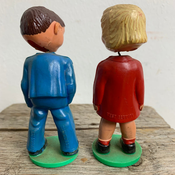 Vintage Kusspuppen von Magneto Nr. 168