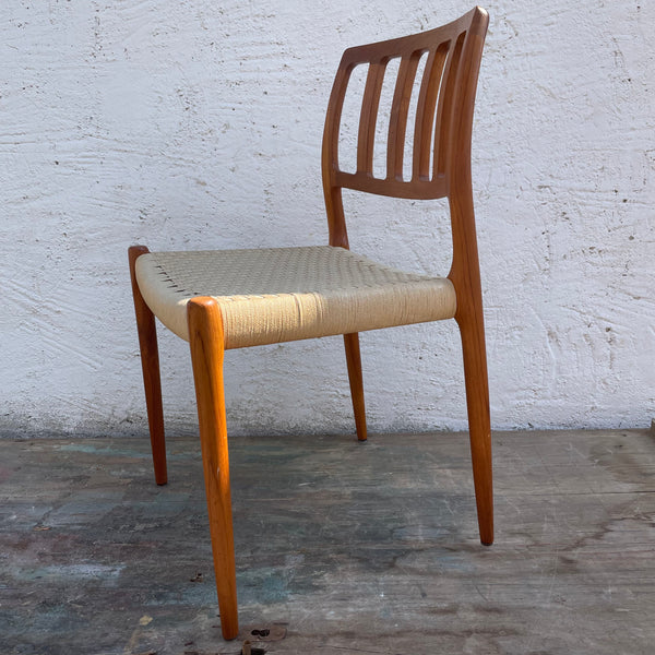 Teakholz Stuhl Modell 83 von Niels O. Møller