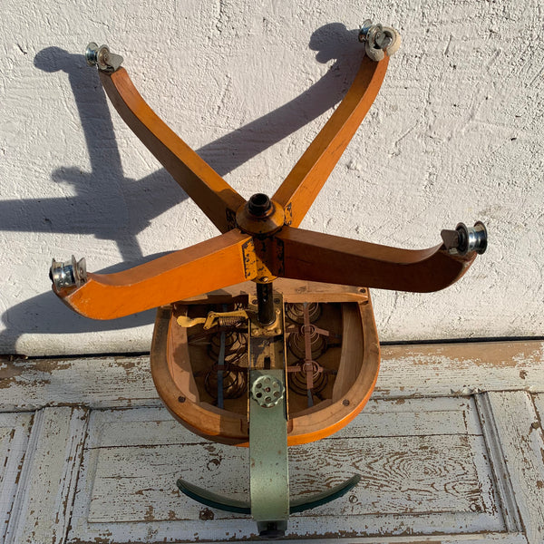 Alter Drehstuhl Werkstattstuhl