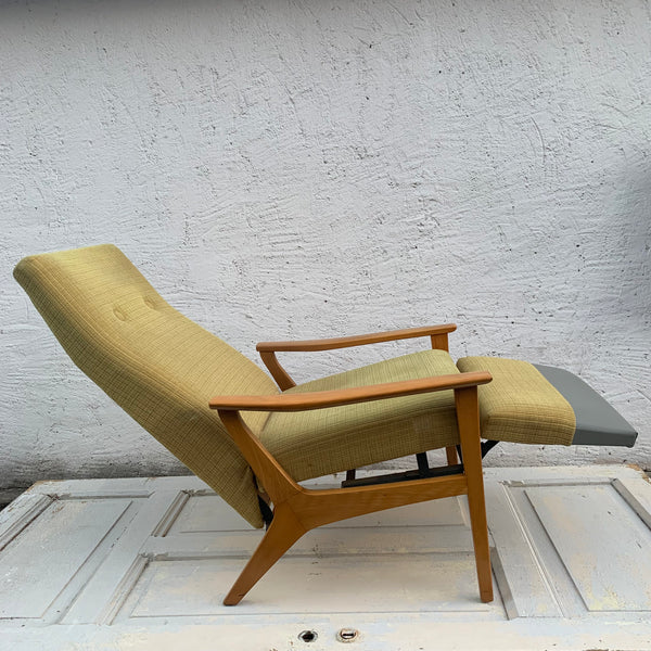 Skandinavischer vintage Lounge Sessel mit Liegefunktion