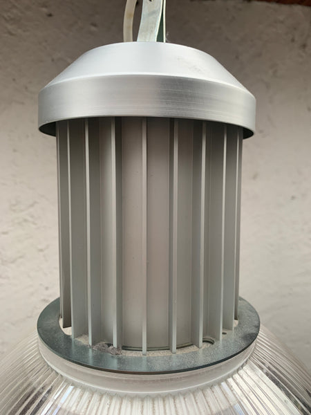 Industrielle Pendelleuchte aus Aluminium und Acrylglas