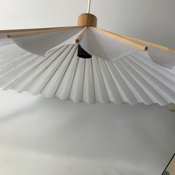 Vintage Pendelleuchte komplett mit Globelampe 70s OVP