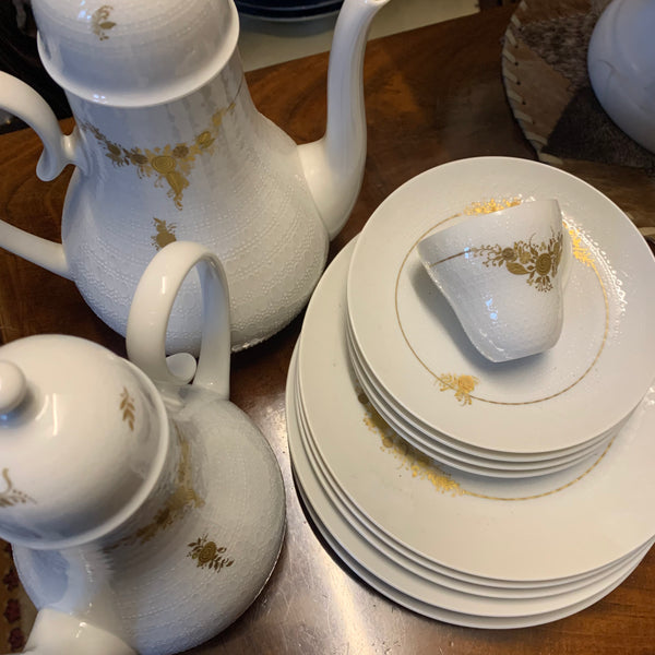 Kaffeekanne Romanze in Dur Gold von Björn Wiinblad für Rosenthal