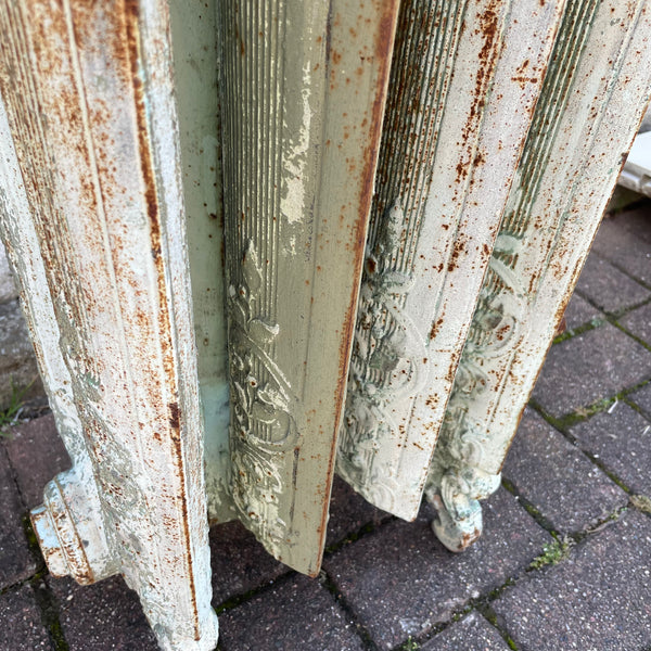 Antiker Jugendstil Heizkörper mit 4 Rippen