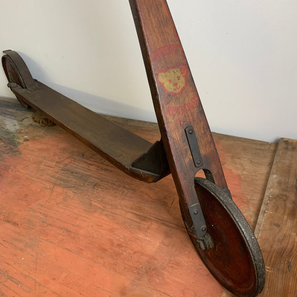 Antiker Tretroller von Steiff