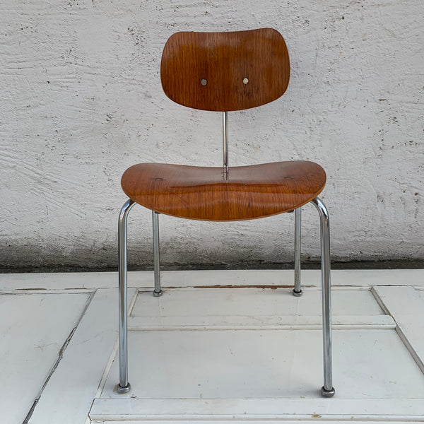 Design Stuhl SE68 von Egon Eiermann für Wilde und Spieth