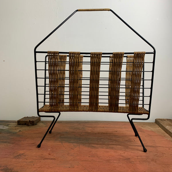 Vintage Zeitungsständer aus Rattan im String Style