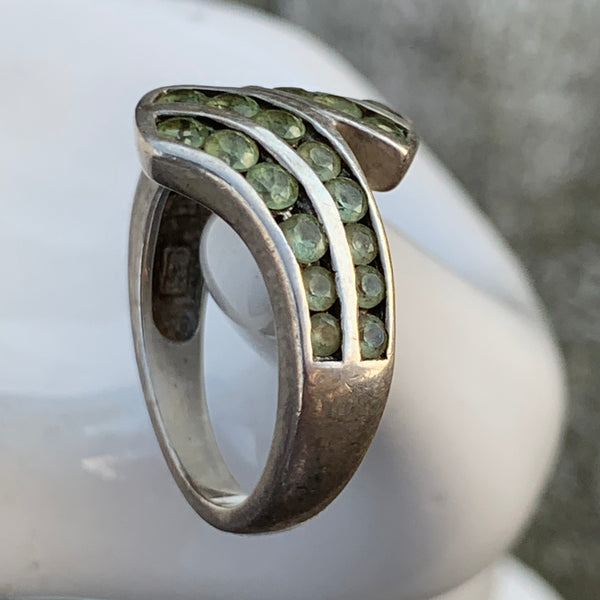 Sterling Silberring mit Peridot