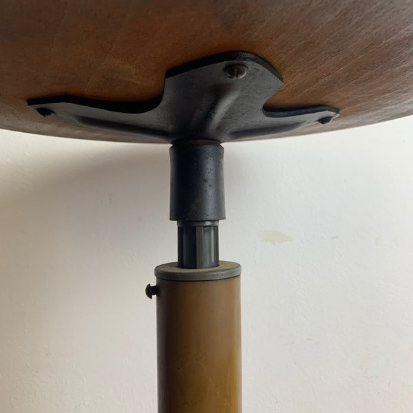 Industrieller Drehhocker