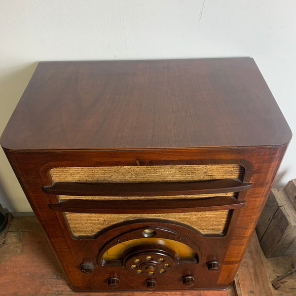 Radio Ultra von Electic Ltd. London Modell 400