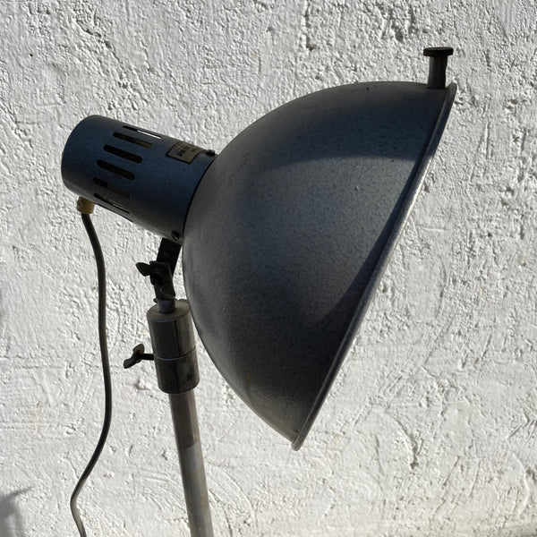 2 vintage Atelierleuchten / Fotoleuchten 50s