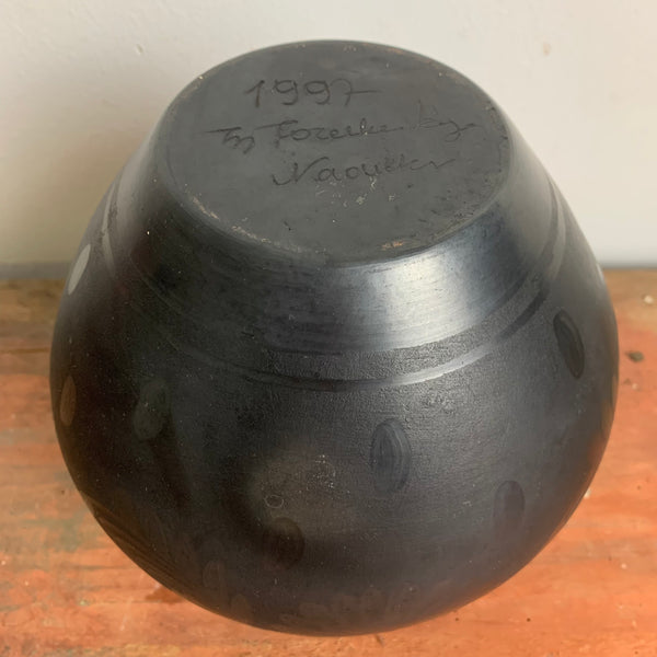 Black Pottery Vase von Istvan Fazekas aus Nadudvar in Ungarn