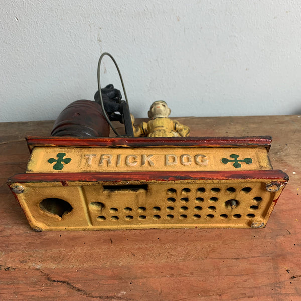 Antike mechanische Spardose aus Gusseisen Trick Dog