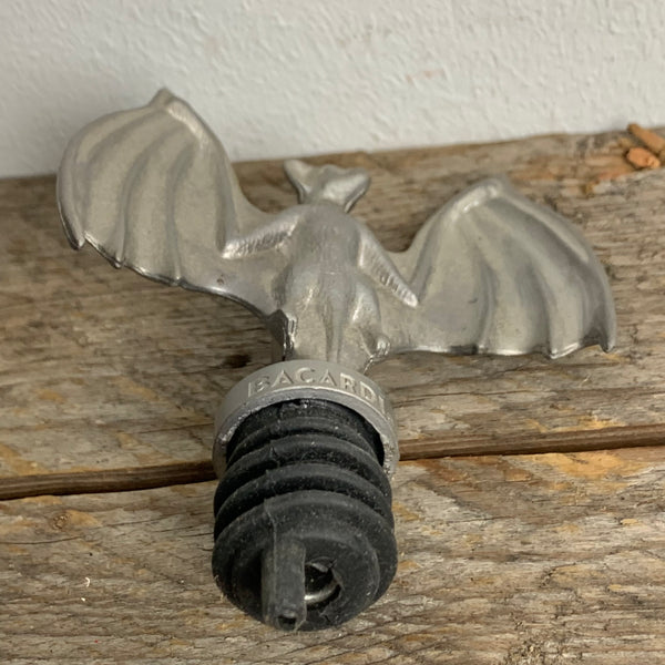 Bacardi Rum Ausgießer Fledermaus