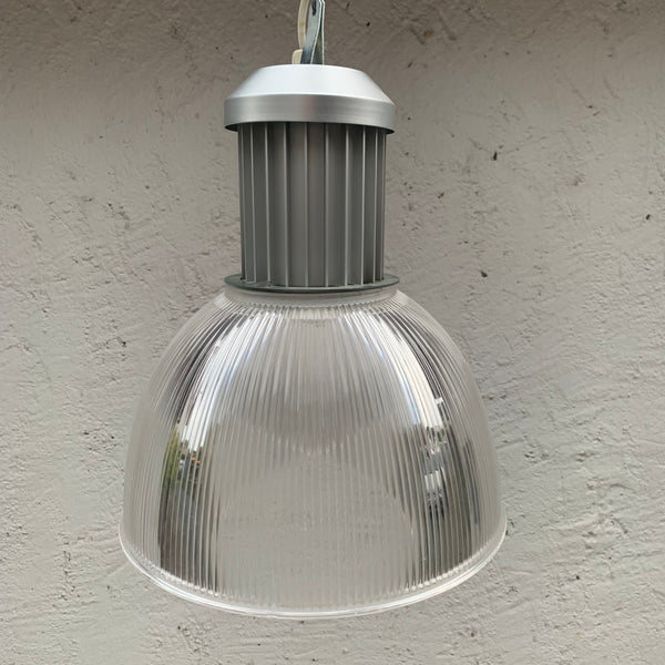 Industrielle Pendelleuchte aus Aluminium und Acrylglas