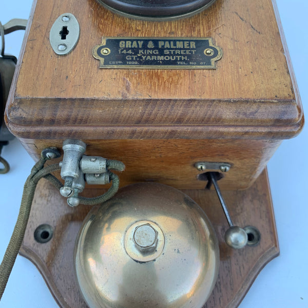 Antikes Wandtelefon