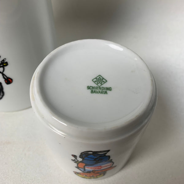 Karaffe und Becher Hansano