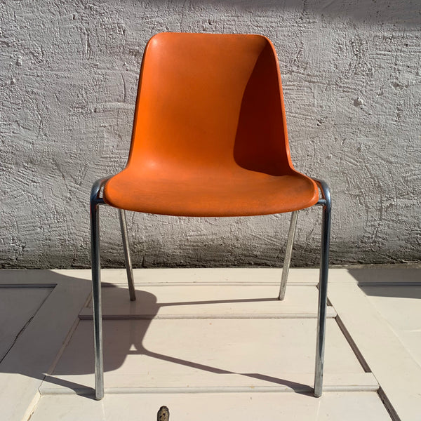 70er Jahre Stapelstuhl orange