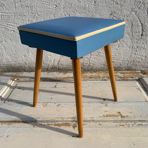 Mid Century Hocker aufklappbar