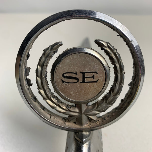 Oldtimer Emblem Chrysler Dodge Dart SE