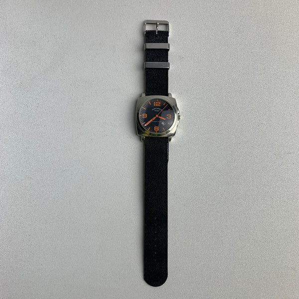Vintage Häusser Sport Advanced Black Armbanduhr