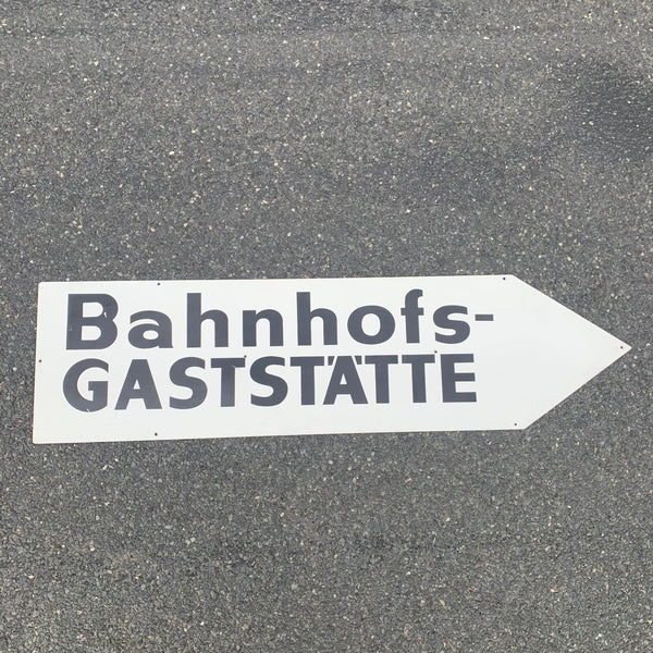 Schild Bahnhofsgaststätte