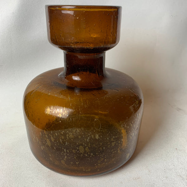 Bernsteinfarbene Glasvase skandinavisches Design