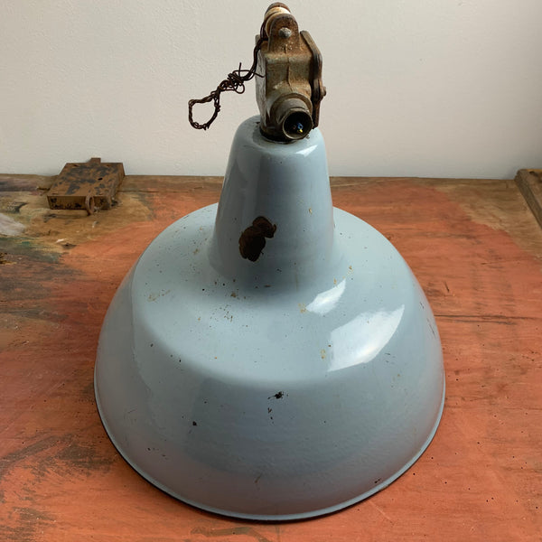 Bauhaus Lampe aus Emaille