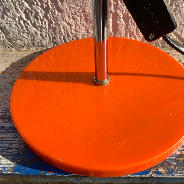 Orangene vintage Tischlampen von ARO