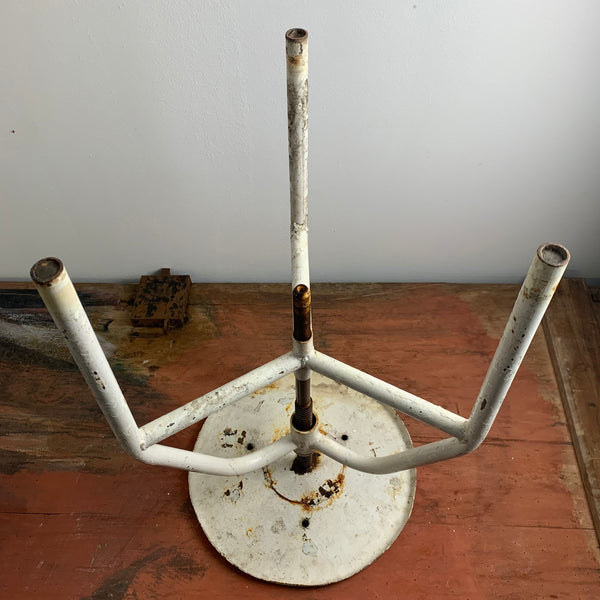 Industrieller Eisen Drehhocker