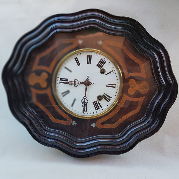 Wanduhr - Oeil de Boeuf - Ochsenauge