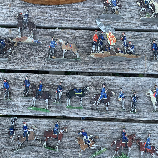 Ein Satz Zinnfiguren Soldaten von E. Heinrichsen